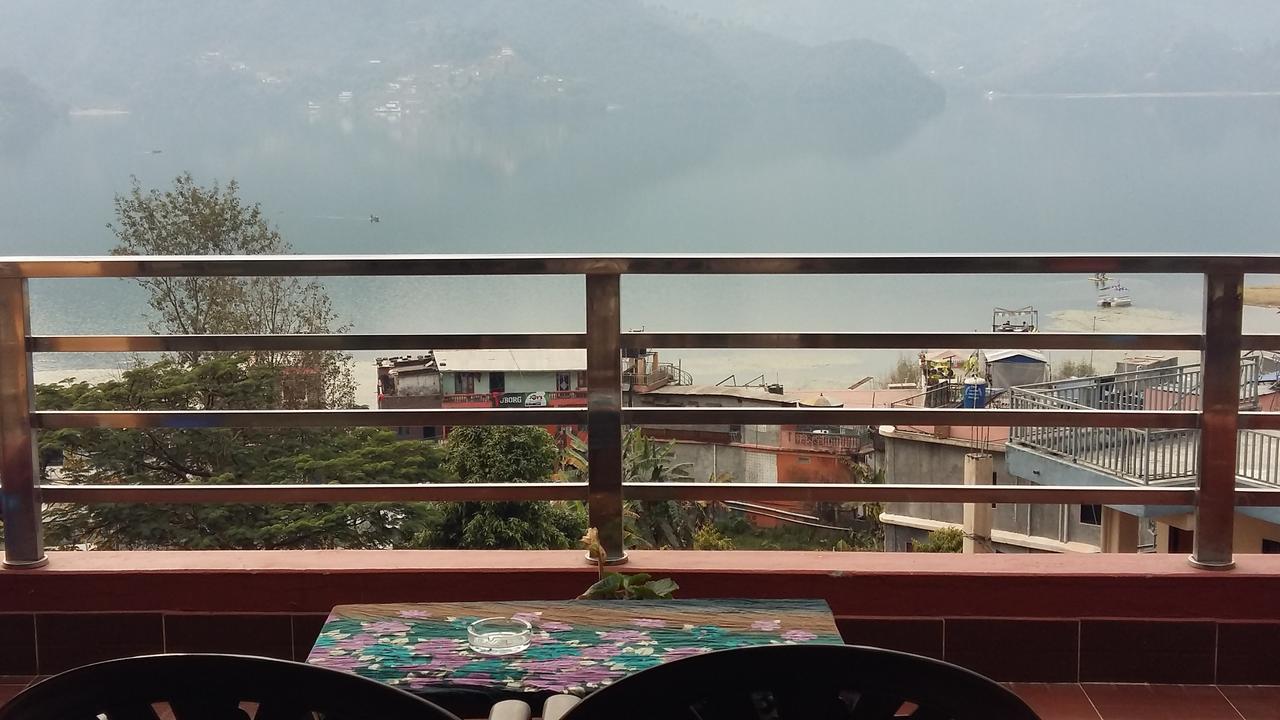 Hotel Bhadrakali Pokhara Inn Bagian luar foto