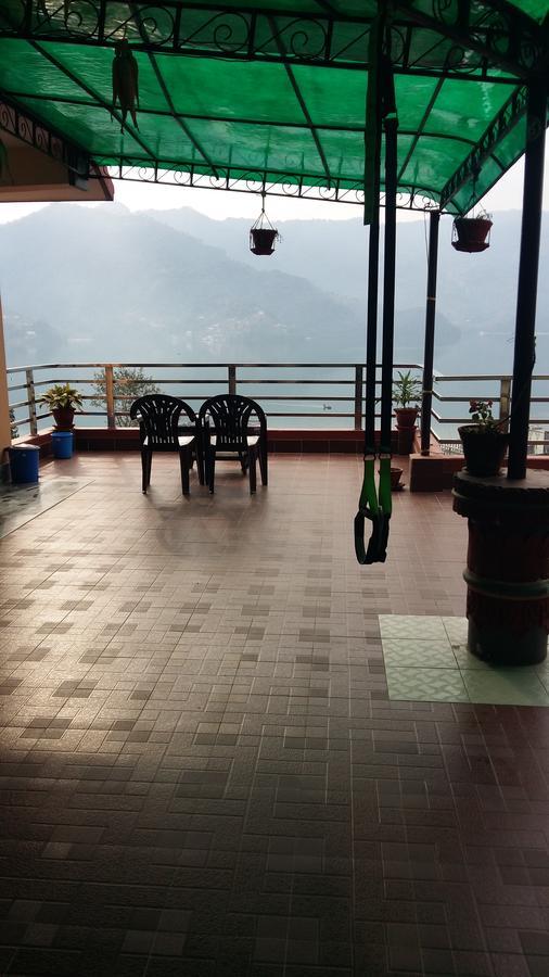 Hotel Bhadrakali Pokhara Inn Bagian luar foto
