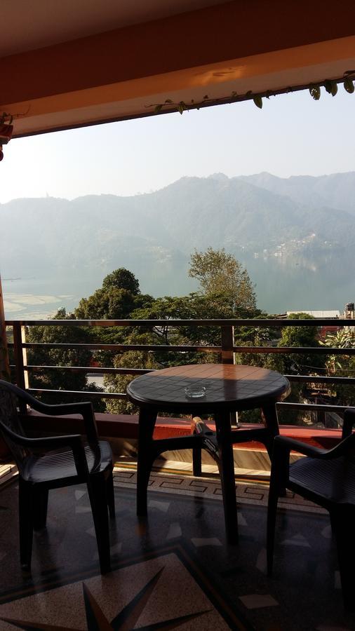 Hotel Bhadrakali Pokhara Inn Bagian luar foto