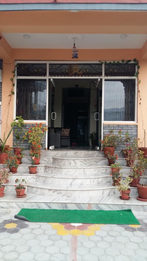 Hotel Bhadrakali Pokhara Inn Bagian luar foto