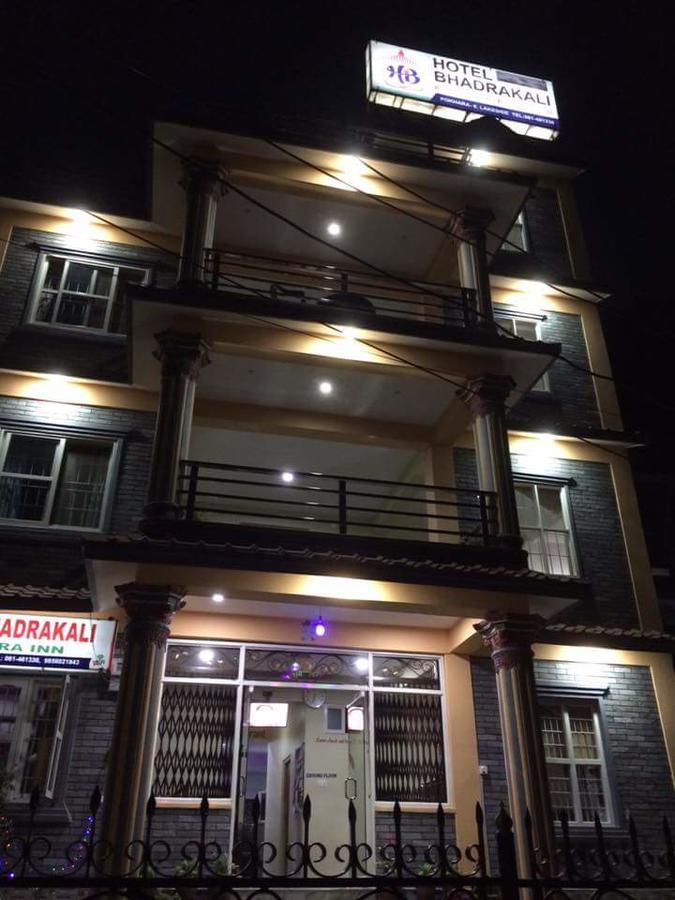 Hotel Bhadrakali Pokhara Inn Bagian luar foto