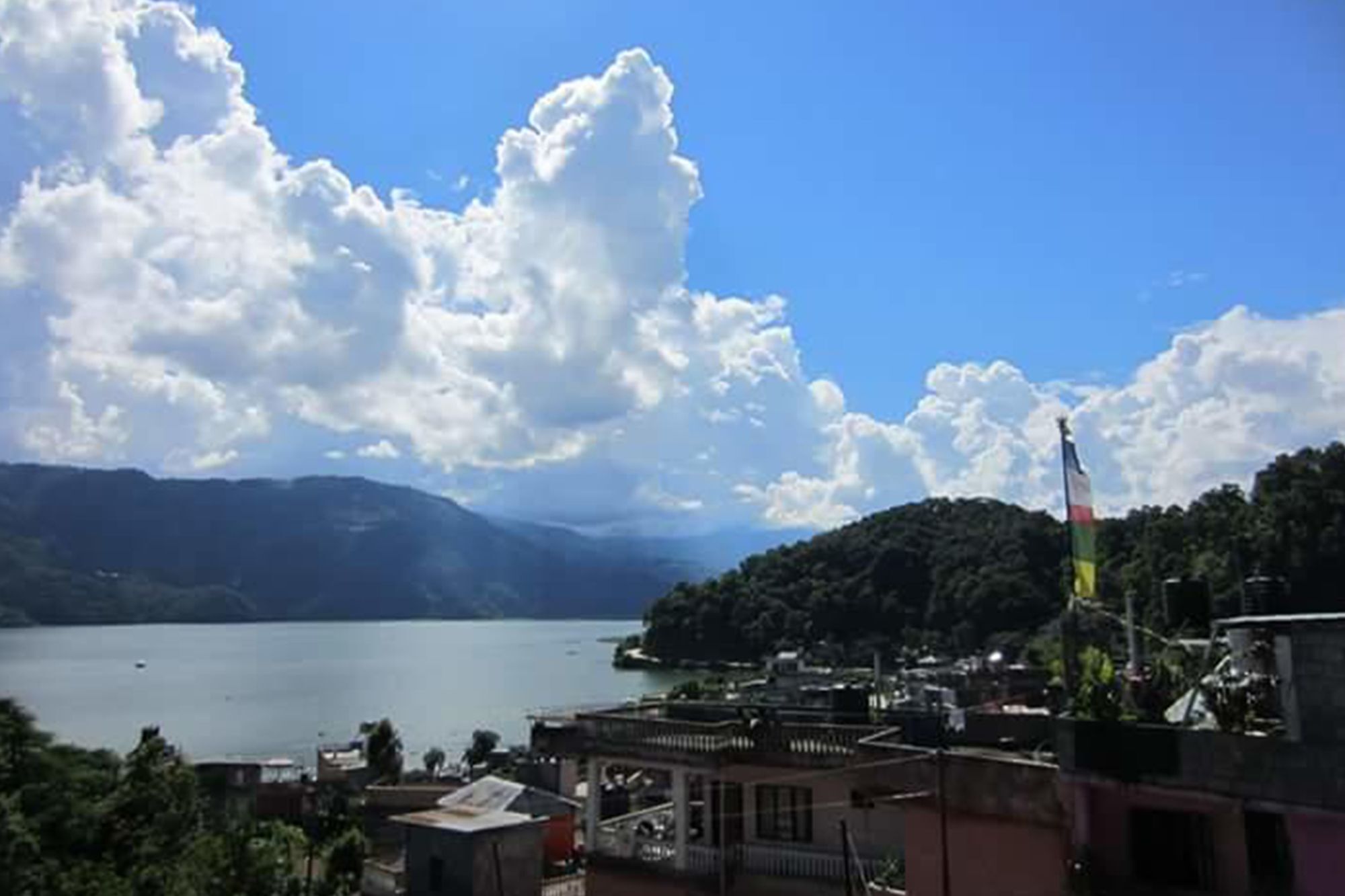 Hotel Bhadrakali Pokhara Inn Bagian luar foto